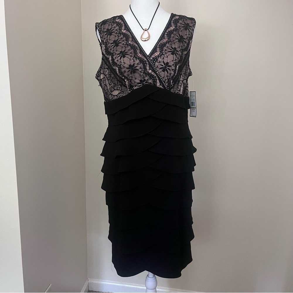 Jessica Howard Women’s Black and Beige Lace Midi Dress, NWT